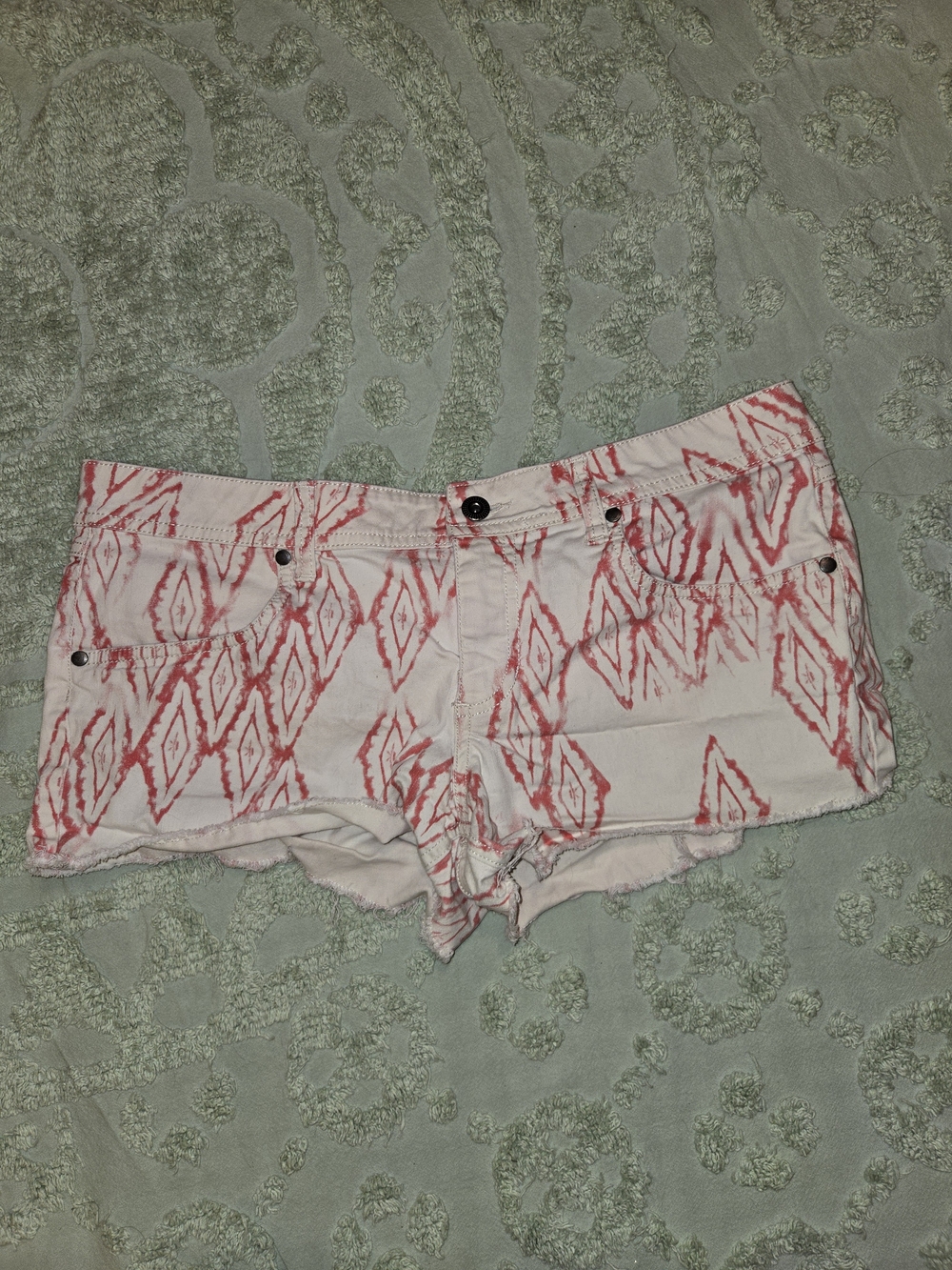 Mudd White Denim Shorts with Coral Diamond Print